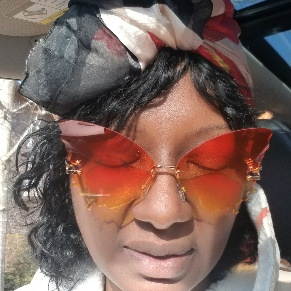 SUNGLASSES - Picture 2 of 3